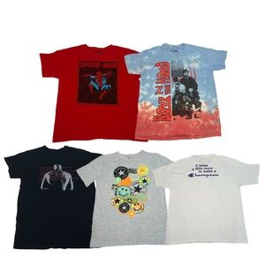 Woman graphic tshirt bundle